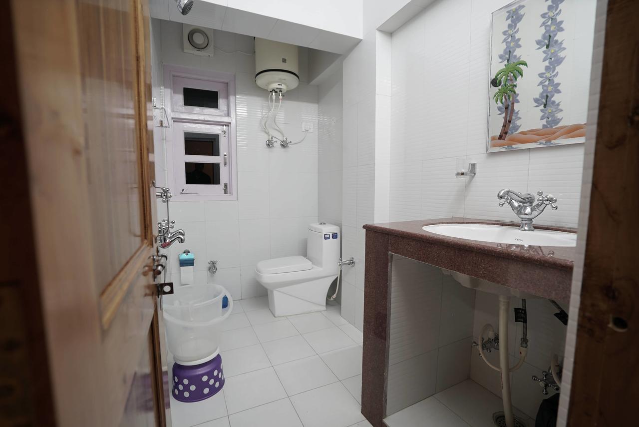 Sara Hotel Narkanda Eksteriør billede